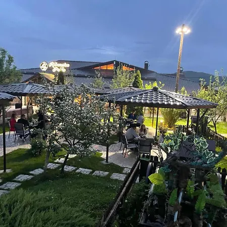 Lägenhetshotell Ribarski Konaci 4*