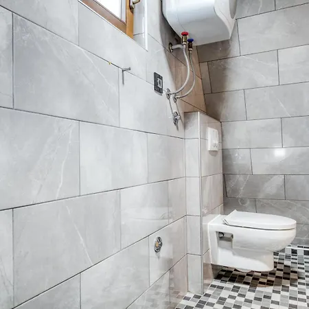 Ribarski Konaci 4*