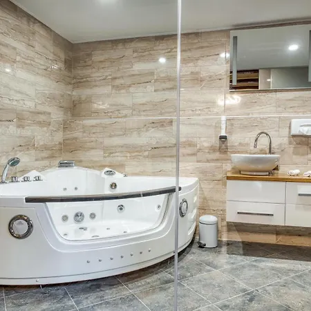 Ribarski Konaci Aparthotel *