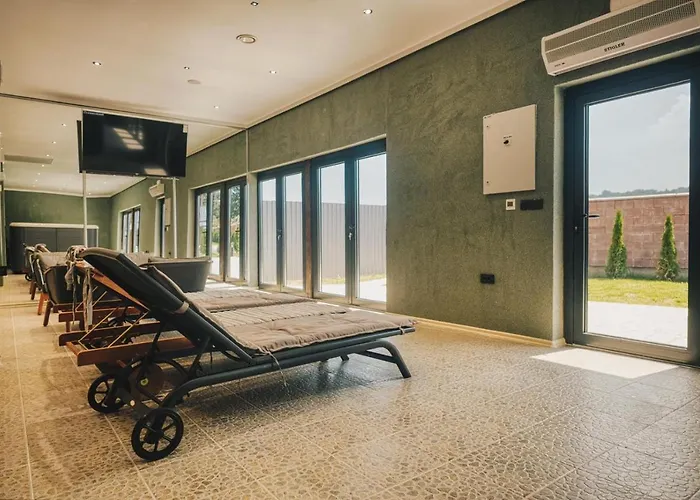 Aparthotel Ribarski Konaci 4*